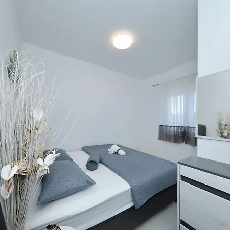 Orchid Villa Dobropoljana