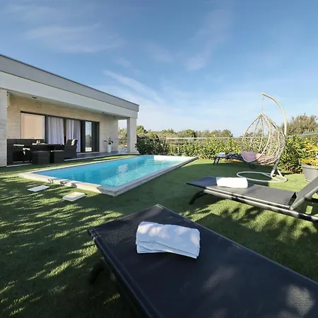 Orchid Villa *